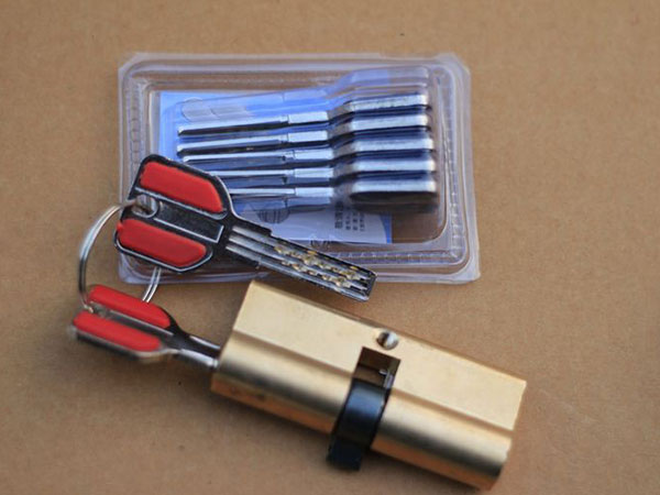 兴业24小时上门开锁公司